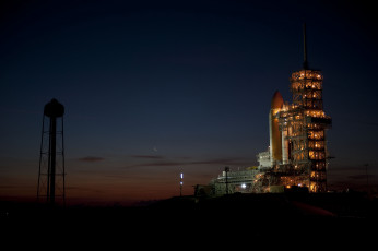 Картинка космос космодромы стартовые площадки старт