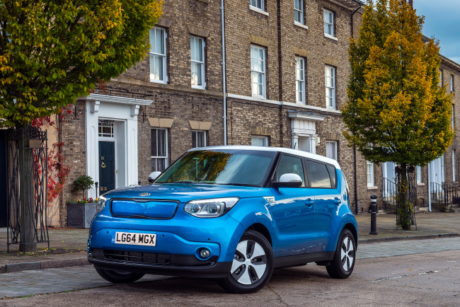 Обои картинки фото автомобили, kia, синий, 2014г, uk-spec, ev, soul