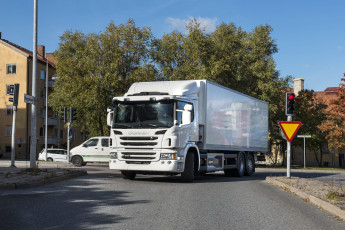 Картинка автомобили scania hybrid p320 2015г