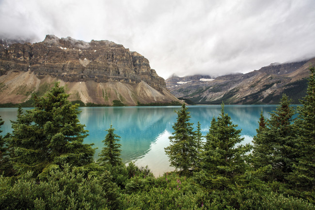 Обои картинки фото природа, реки, озера, река, лес, горы