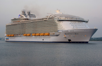 Картинка корабли лайнеры круиз лайнер