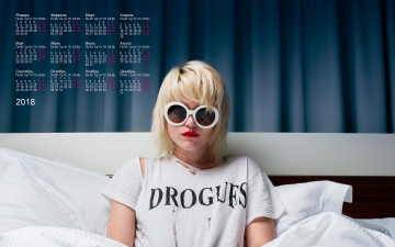Картинка skaj+ferrejra календари знаменитости 2018 очки девушка певица