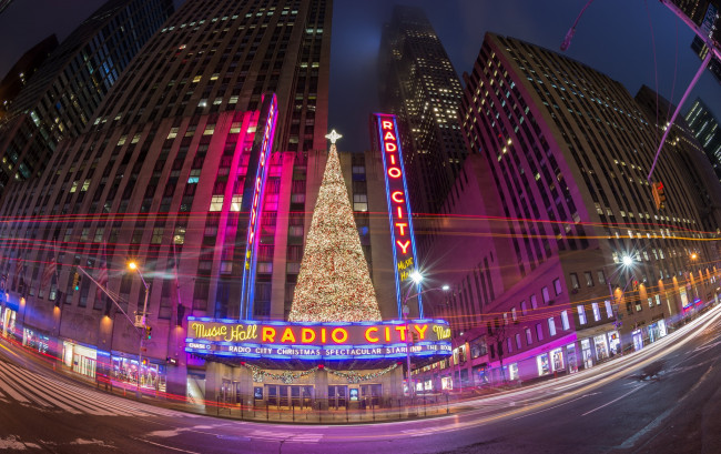Обои картинки фото radio city trails,  new york, города, нью-йорк , сша, огни, ночь, улица