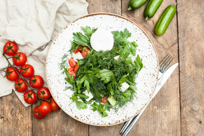 Обои картинки фото еда, салаты,  закуски, зелень, салат, томат