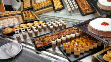 Картинка еда пирожные +кексы +печенье