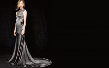 Картинка девушки саша+пивоварова модель платье