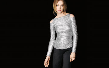 Картинка девушки саша+пивоварова модель свитер брюки