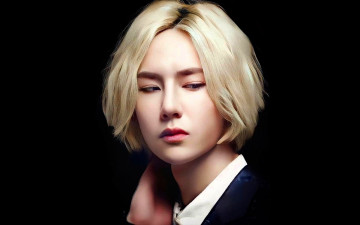 Картинка рисованное люди ван ибо актер лицо