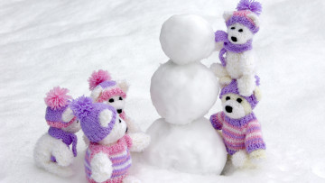 Картинка праздничные мягкие игрушки снеговик мишки