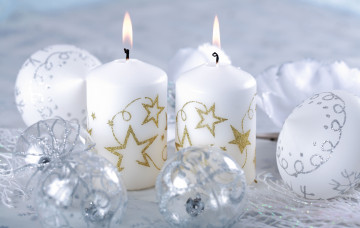 Картинка праздничные новогодние свечи игрушки шарики
