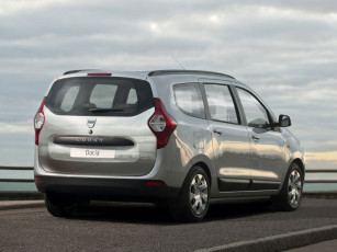 Картинка автомобили dacia