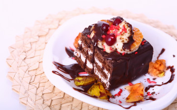 Картинка еда пирожные кексы печенье пирожное крем вишня десерт