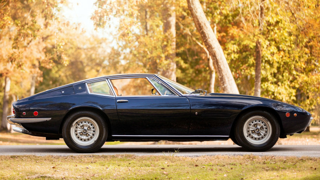 Обои картинки фото maserati, ghibli, автомобили, скорость, автомобиль, стиль, мощь