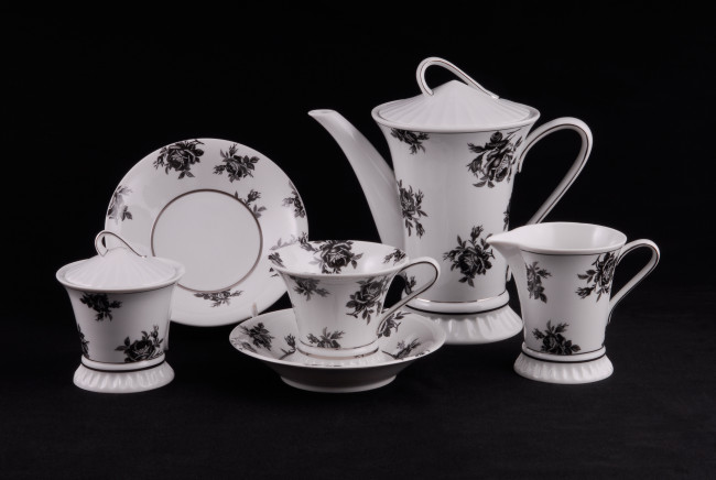 Обои картинки фото разное, посуда, столовые, приборы, кухонная, утварь, фарфор, сервиз