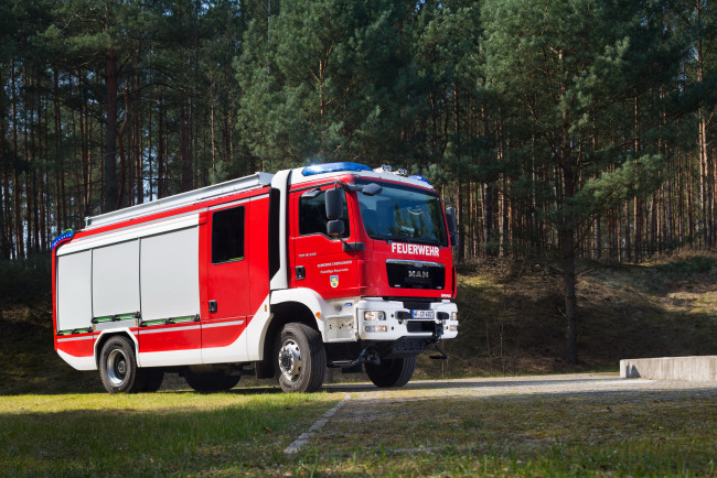 Обои картинки фото автомобили, пожарные машины, tgm, bb, man, gimaex, hlf, plus