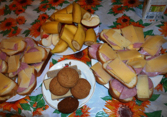 Картинка еда бутерброды +гамбургеры +канапе вафли бананы печенье сыр хлеб колбаса