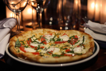 Картинка еда пицца помидоры