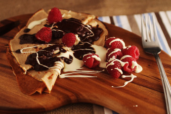 Картинка еда блины +оладьи малина