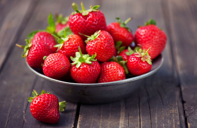 Обои картинки фото еда, клубника,  земляника