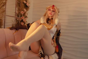 обоя девушки, симонет секунова, образ, костюм, диван