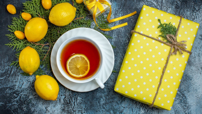 Обои картинки фото еда, напитки,  чай, подарок, чай, лимоны