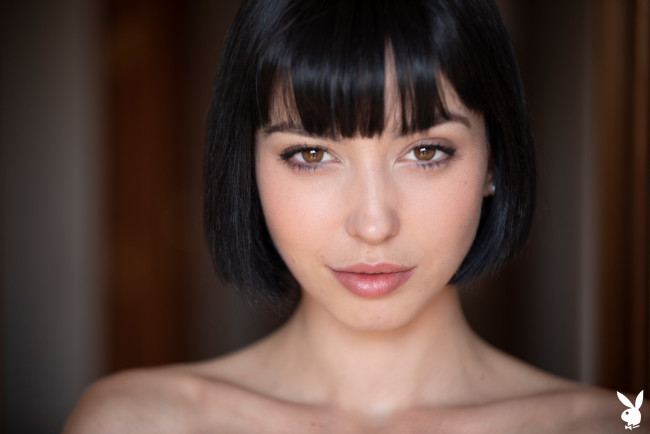 Обои картинки фото девушки, - лица,  портреты, playboy, брюнетка, женщины, модель, голые, плечи, лицо, cофия, cохнел, sophia, sohnel