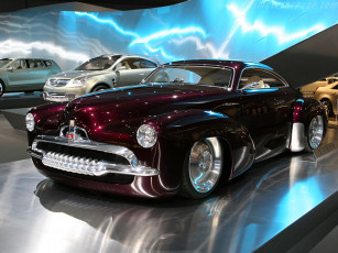 Картинка автомобили выставки уличные фото