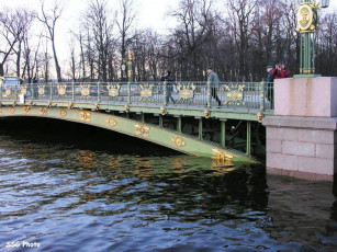 Картинка наводнение питере города санкт петербург петергоф россия