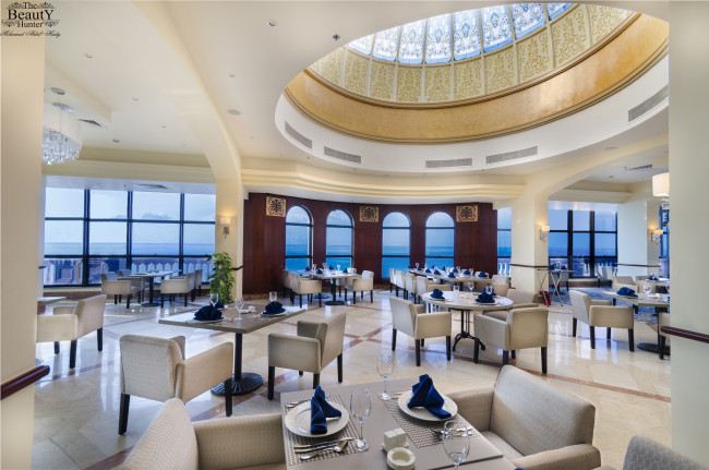 Обои картинки фото интерьер, кафе,  рестораны,  отели, стулья, столы, ресторан, отель