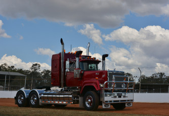 Картинка mack автомобили тягач седельный грузовик тяжелый