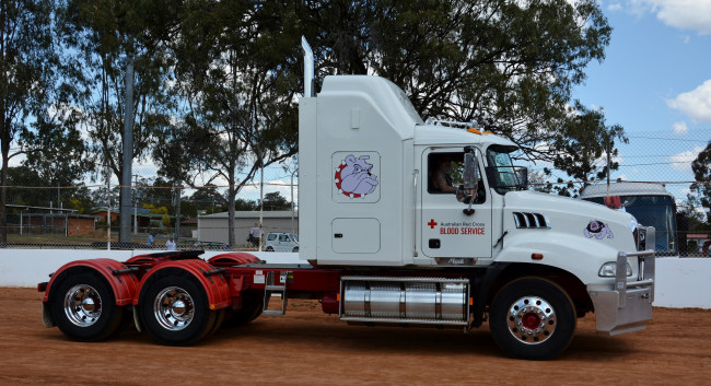 Обои картинки фото mack, автомобили, седельный, тяжелый, грузовик, тягач