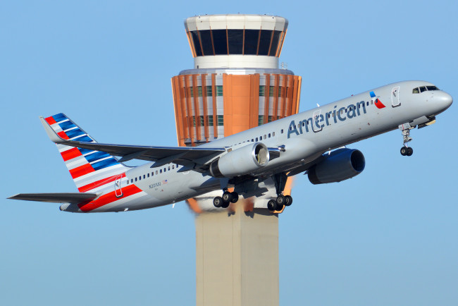 Обои картинки фото авиация, пассажирские самолёты, взлет, авиалайнер