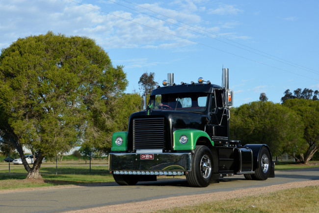 Обои картинки фото inter transtar, автомобили, international, тягач, тяжелый, грузовик, седельный