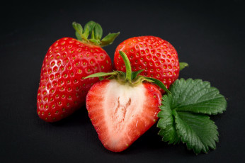 Картинка еда клубника +земляника ягоды трио
