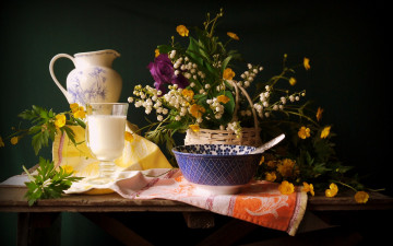 Картинка еда натюрморт кувшин лютики молоко ландыши