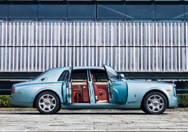 Обои картинки фото rolls-royce 102ex  electric concept 2011, автомобили, rolls-royce, 2011, electric, 102ex, concept