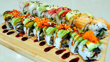 Картинка еда рыба +морепродукты +суши +роллы японская ассорти роллы кухня