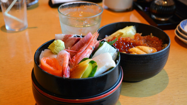 Обои картинки фото еда, рыба,  морепродукты,  суши,  роллы, снедь