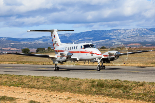 Обои картинки фото beech200, авиация, пассажирские самолёты, аэроплан