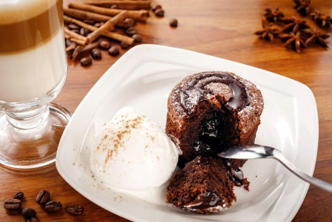 Обои картинки фото еда, мороженое,  десерты, шоколадный, фондан, десерт