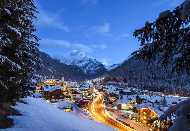 Обои картинки фото города, - пейзажи, огни, вечер, зима, горы