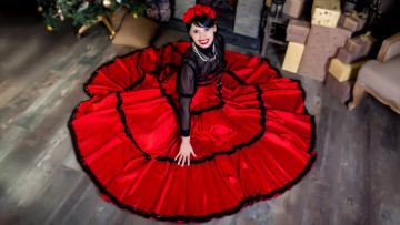 Картинка девушки -unsort+ брюнетки темноволосые пышное красное платье красивое девушка в красном