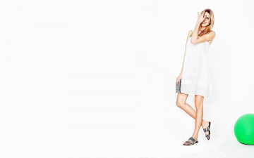 Картинка девушки martha+hunt блондинка платье клатч мяч