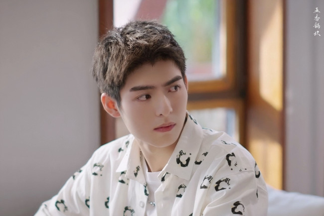 Обои картинки фото кино фильмы, to ship someone, весь, мир, ждёт, когда, вы, расстанетесь, зашиппери, её, ван, хао, сюань