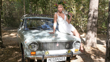 Картинка автомобили -авто+с+девушками ваз 2101