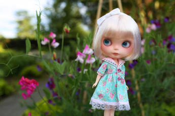 Картинка разное игрушки кукла