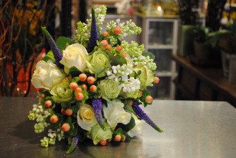 Картинка цветы букеты +композиции сирень розы букет