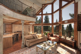 Картинка интерьер гостиная окна диван