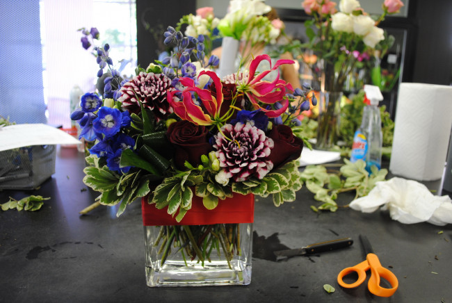 Обои картинки фото цветы, букеты,  композиции, хризантема, букет, розы