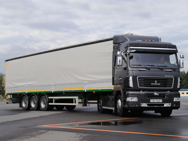 Обои картинки фото автомобили, маз, простор, маз-5440в9